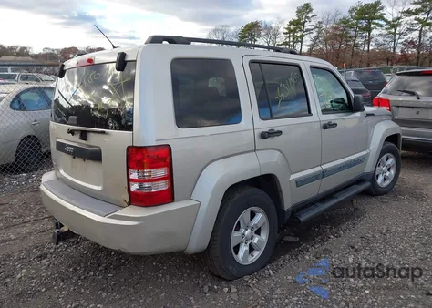 2009 Jeep Liberty Sport z USA, uszkodzony, nr VIN 1J8GN28K09W514726